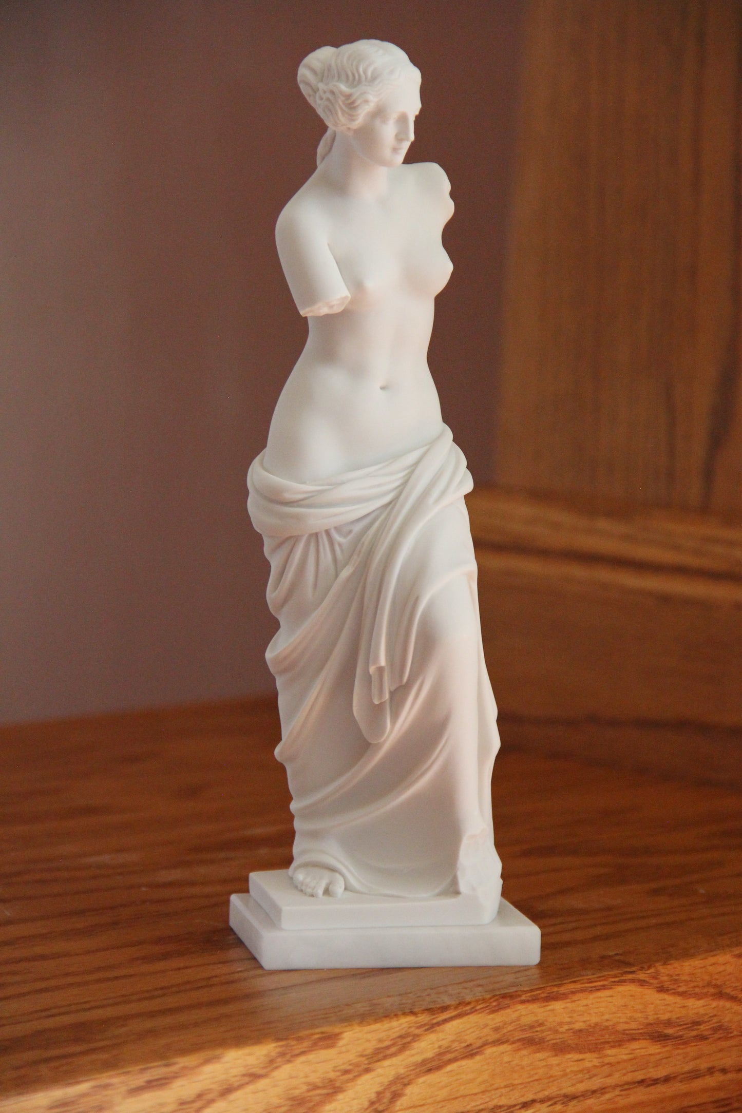 Venus De Milo - Aphrodite Of Melos 10.5" | Eleganza