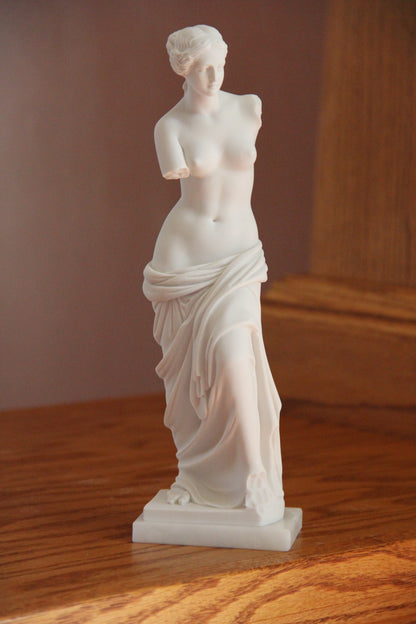 Venus De Milo - Aphrodite Of Melos 10.5" | Eleganza